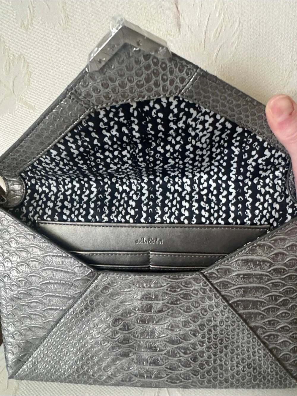 Stella & Dot elegant envelope